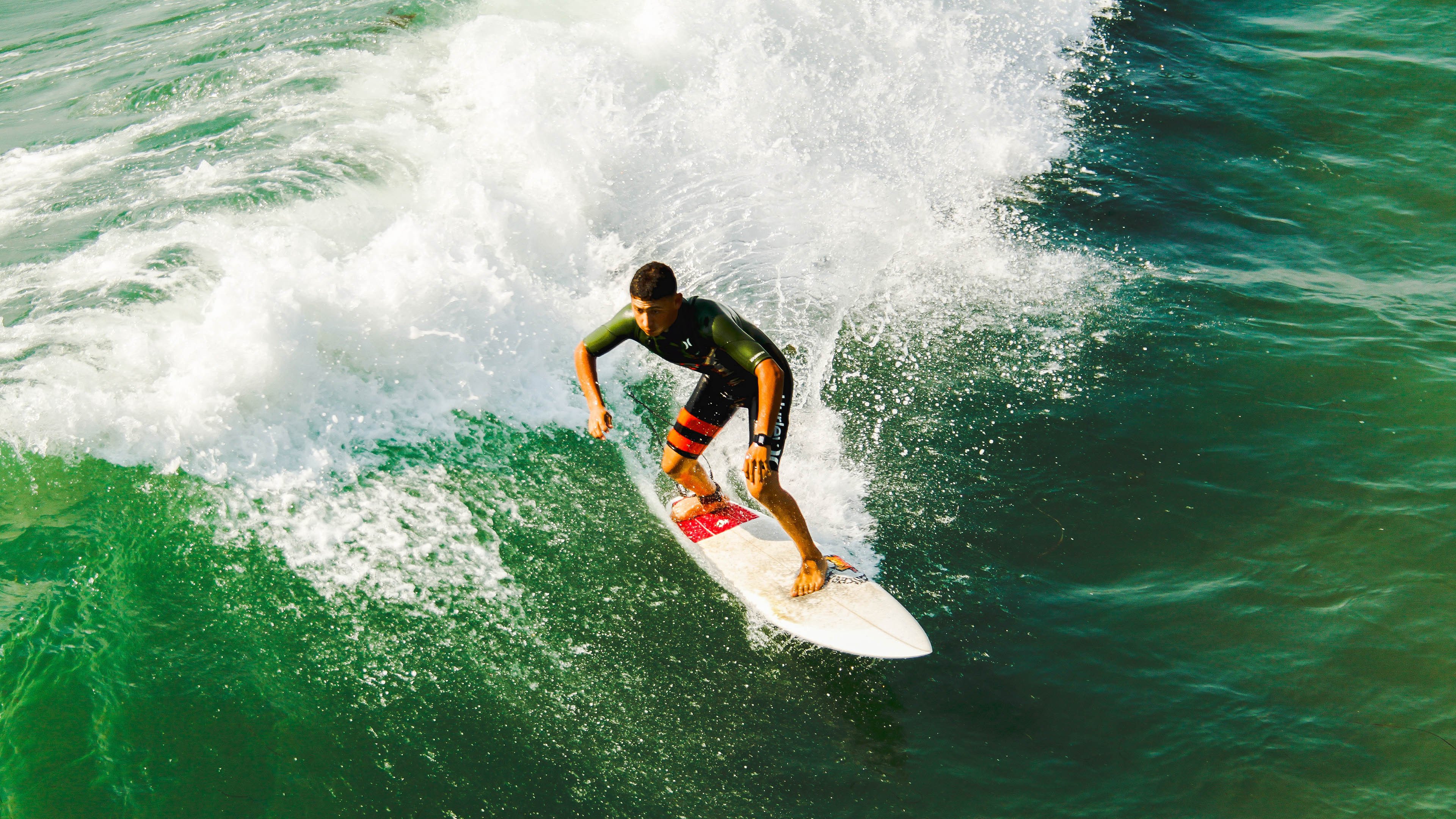 世界杯激情无限：每一场都精彩纷呈！，世界杯锦集视频