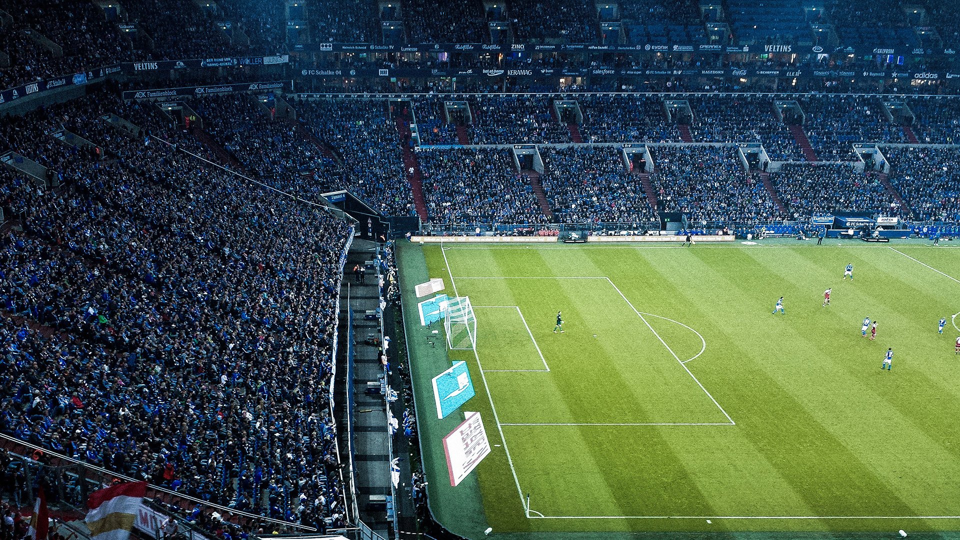 世界杯激情激荡：每一场都让人热血沸腾，世界杯精彩瞬间视频